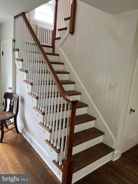 Entry Way - 10 S Bradford St, Dover, DE 19904 photo 3 of 16