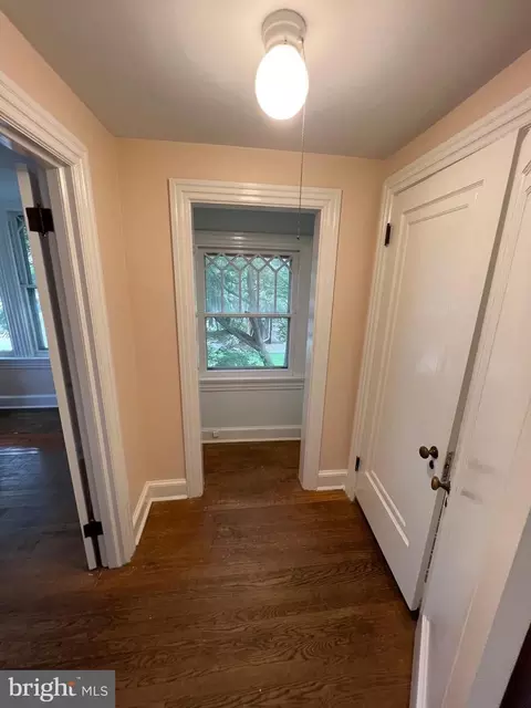 Entry Way - 10 S Bradford St, Dover, DE 19904 photo 9 of 16