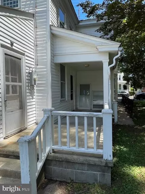 Exterior - 10 S Bradford St, Dover, DE 19904 photo 6 of 10