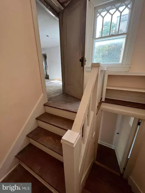 Entry Way - 10 S Bradford St, Dover, DE 19904 photo 15 of 16