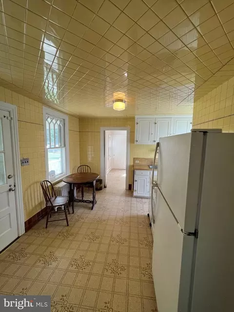 Kitchen - 10 S Bradford St, Dover, DE 19904 photo 1 of 6