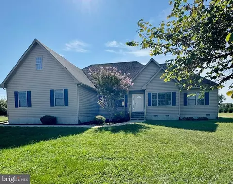 24 Pee Wee Ct, Smyrna, DE 19977