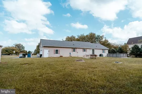 68 E Darby Cir, Dover, DE 19904 photo 29
