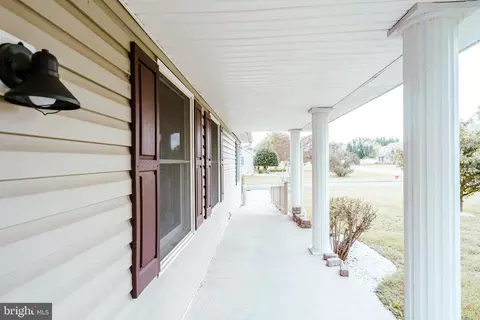 68 E Darby Cir, Dover, DE 19904 photo 6