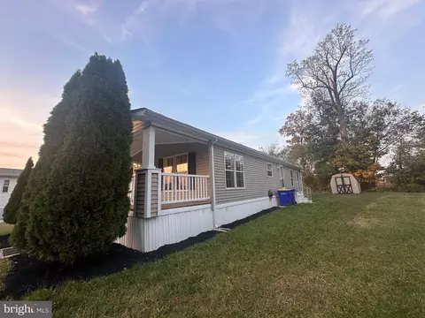 Exterior - 25 July Hound Ct, Dover, DE 19904 photo 2 of 3