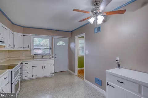 Kitchen - 1178 Oak Dr, Dover, DE 19904 photo 1 of 4
