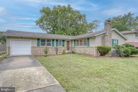 Exterior - 1178 Oak Dr, Dover, DE 19904 photo 1 of 5