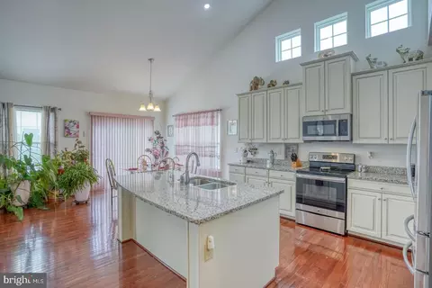 Kitchen - 9 Split Rail Rd, Smyrna, DE 19977 photo 2 of 4