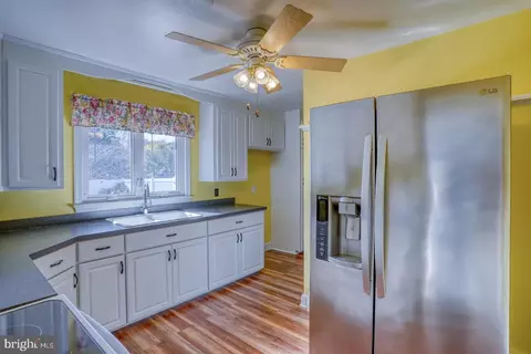 Kitchen - 58 Shady Lane Ave, Dover, DE 19901 photo 2 of 3