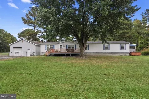 170 Beagle Club Rd, Felton, DE 19943