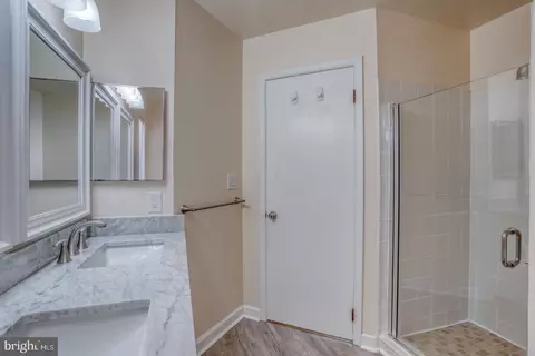 Bath - 22 Arbor Dr, Dover, DE 19904 photo 2 of 3