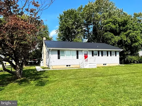 4 NW Salevan Pl, Milford, DE 19963