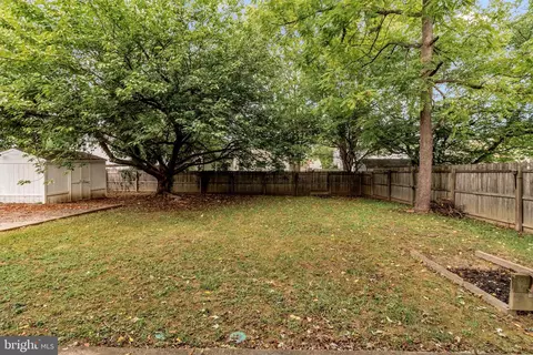 Exterior - 1273 S Farmview Dr, Dover, DE 19904 photo 6 of 6
