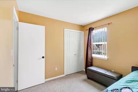 Bedroom - 1273 S Farmview Dr, Dover, DE 19904 photo 4 of 4