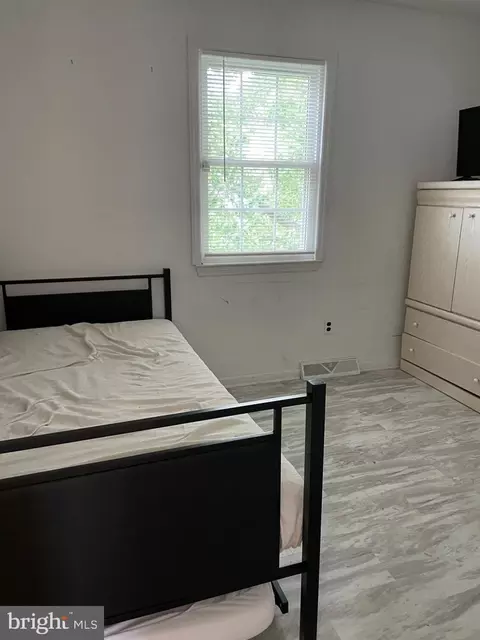 Bedroom - 44 Forest Creek Dr, Dover, DE 19904 photo 4 of 4