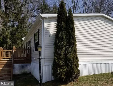 18 Clayton Dr, Clayton, DE 19938