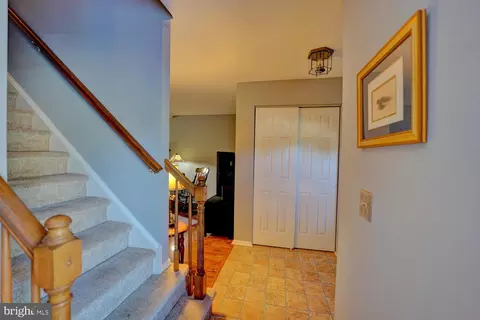 Entry Way - 8 Freedom Dr, Dover, DE 19904 photo 3 of 6