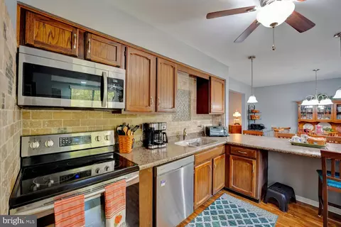 Kitchen - 8 Freedom Dr, Dover, DE 19904 photo 4 of 6
