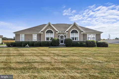 148 Stonewater Way, Dover, DE 19904