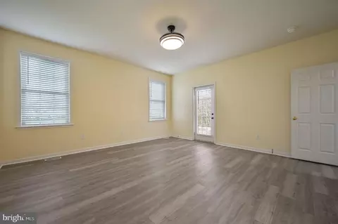 Living - 173 Quails Nest Dr, Dover, DE 19904 photo 12 of 12