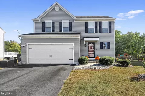 809 Coldwater Dr, Clayton, DE 19938