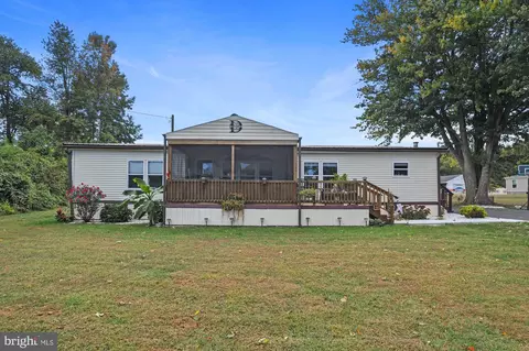 134 Orange St, Magnolia, DE 19962