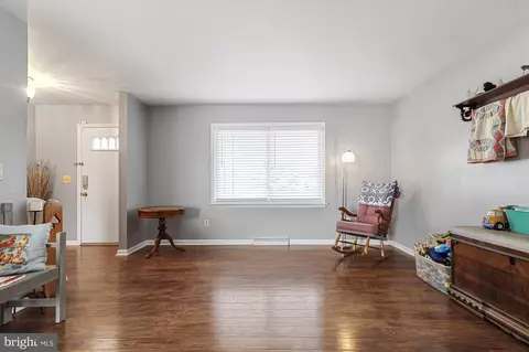 Living - 53 Delshire Dr, Dover, DE 19901 photo 1 of 1