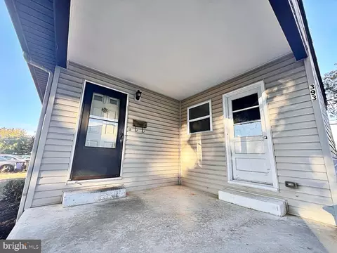 Exterior - 393 David Hall Rd, Dover, DE 19904 photo 3 of 5