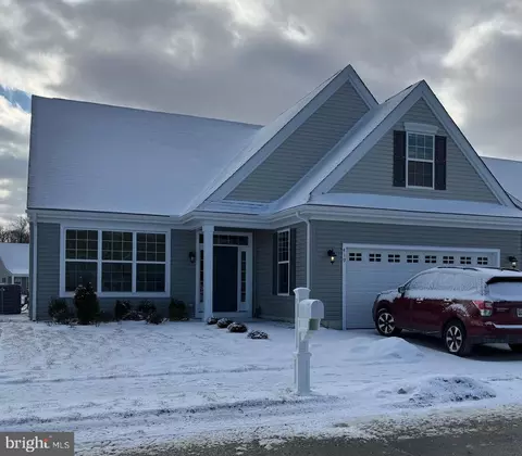 419 Resort Blvd, Dover, DE 19904