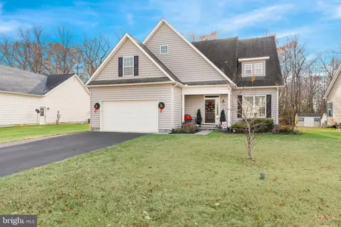 268 S High Meadow Dr, Felton, DE 19943