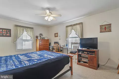Bedroom - 250 N Planters Ln, Dover, DE 19901 photo 1 of 3