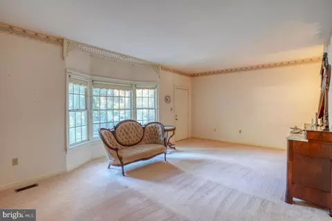 Living - 122 Pine Valley Rd, Dover, DE 19904 photo 7 of 7