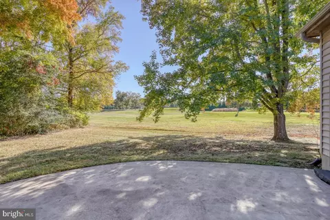 Exterior - 122 Pine Valley Rd, Dover, DE 19904 photo 5 of 9