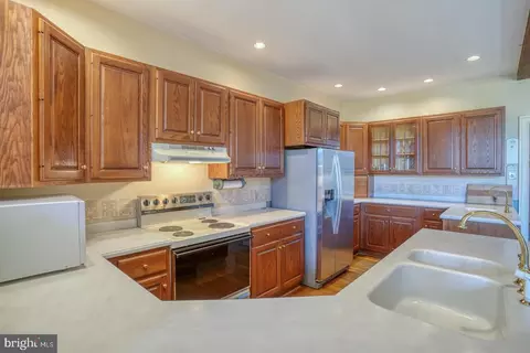 Kitchen - 122 Pine Valley Rd, Dover, DE 19904 photo 1 of 6