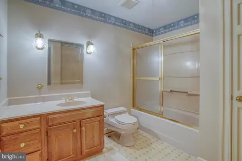 Bath - 122 Pine Valley Rd, Dover, DE 19904 photo 4 of 4