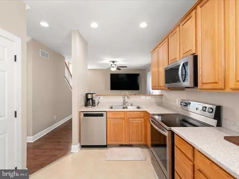 Kitchen - 128 W Sheldrake Cir, Dover, DE 19904 photo 1 of 2