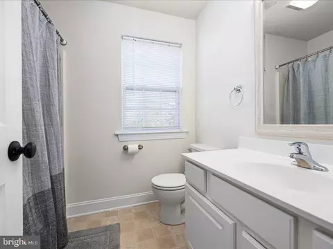 Bath - 128 W Sheldrake Cir, Dover, DE 19904 photo 2 of 2