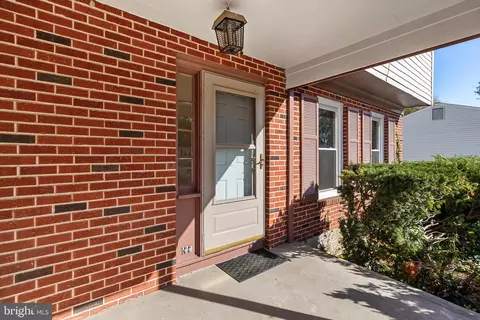 Exterior - 555 Crawford Ave, Dover, DE 19901 photo 6 of 7