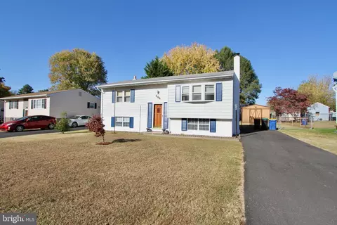 404 Roberts Dr, Smyrna, DE 19977