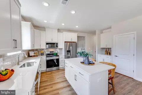 Kitchen - 145 Cosmos Ln, Dover, DE 19904 photo 1 of 1