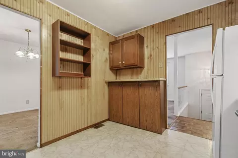 Entry Way - 90 Katherine Dr, Dover, DE 19901 photo 1 of 1