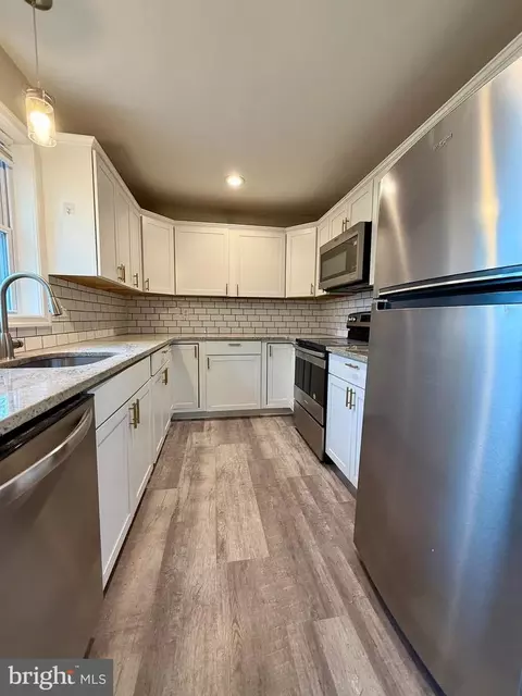Kitchen - 448 E Commerce St, Smyrna, DE 19977 photo 2 of 2
