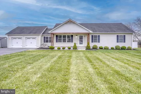 70 Barney Jenkins Rd, Felton, DE 19943