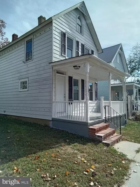 Exterior - 31 N New St, Dover, DE 19904 photo 3 of 6