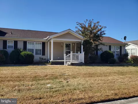 547 Weaver Dr, Dover, DE 19901