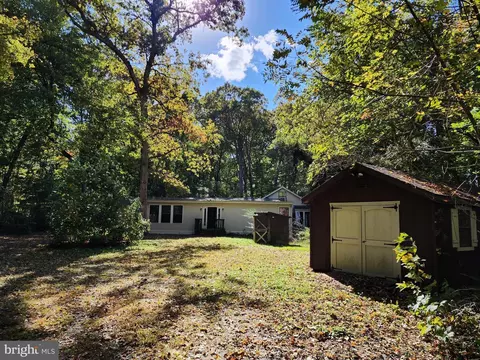 98 Walnut Shade Rd, Dover, DE 19904