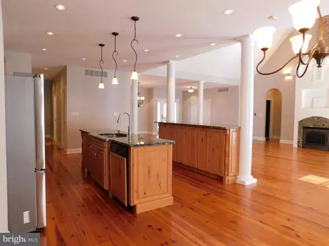 Kitchen - 487 Brookfield Dr, Dover, DE 19901 photo 6 of 6