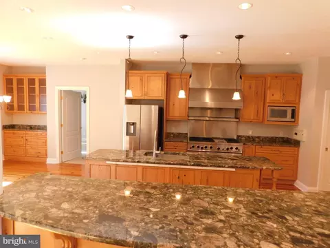 Kitchen - 487 Brookfield Dr, Dover, DE 19901 photo 1 of 6