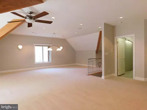 Living - 487 Brookfield Dr, Dover, DE 19901 photo 1 of 11