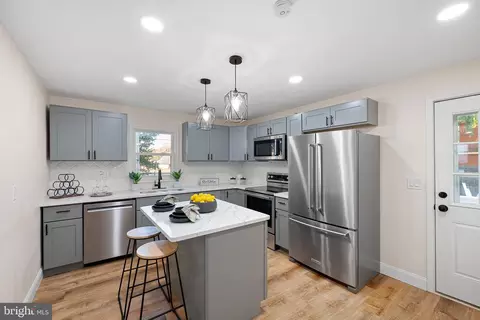 Kitchen - 1044 Artis Dr, Dover, DE 19904 photo 1 of 3